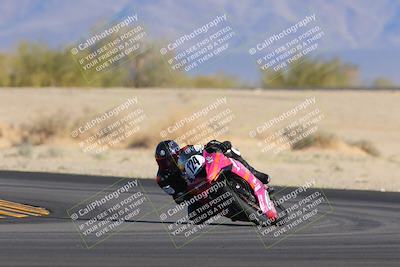 media/Dec-04-2022-CVMA (Sun) [[e38ca9e4fc]]/Race 9 Supersport Middleweight Shootout/